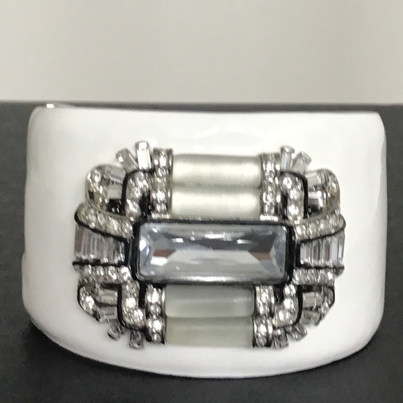 Kenneth Jay Lane White Enamel Art Deco Cuff hinged bracelet with clear crystals - Picture 10 of 10